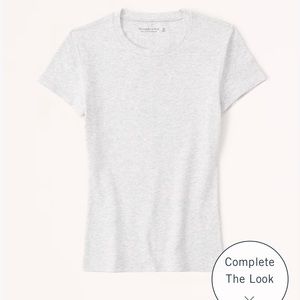 Abercrombie & Fitch Essential Tuckable Baby Tee - Size M